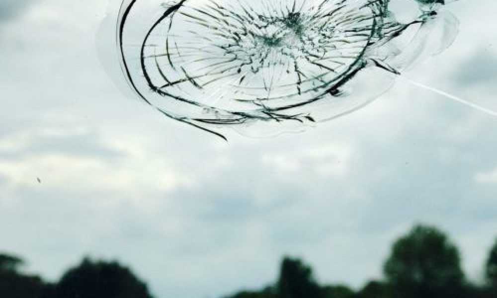 windshield keeps cracking